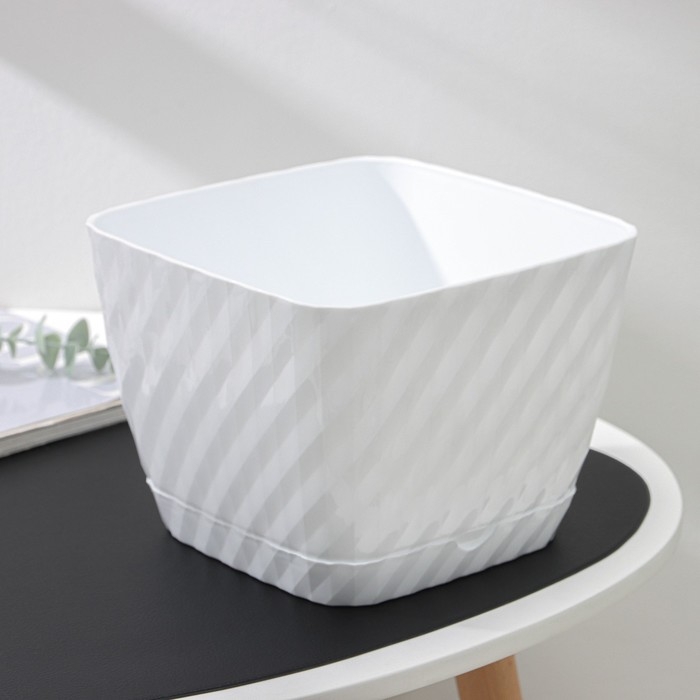 Горшок с поддоном «Классика», 4,5 л, белый Горшок с поддоном «Классика», 4,5 л, белый