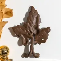 Крючки настенные &laquo;Листья с ягодками&raquo;, ключница декоративная, чугун, 10.3&times;1.8&times;14.3 см