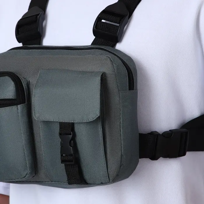 Сумка нагрудная на молнии, 2 наружных кармана, 21&times;3.5&times;16 см, серая