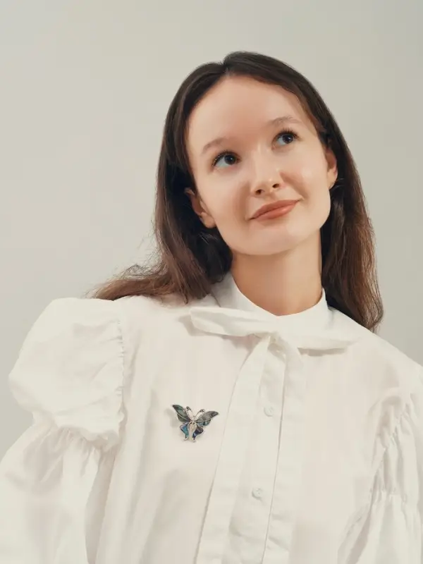 Брошь &laquo;Галиотис&raquo;, бабочка летящая, в серебре