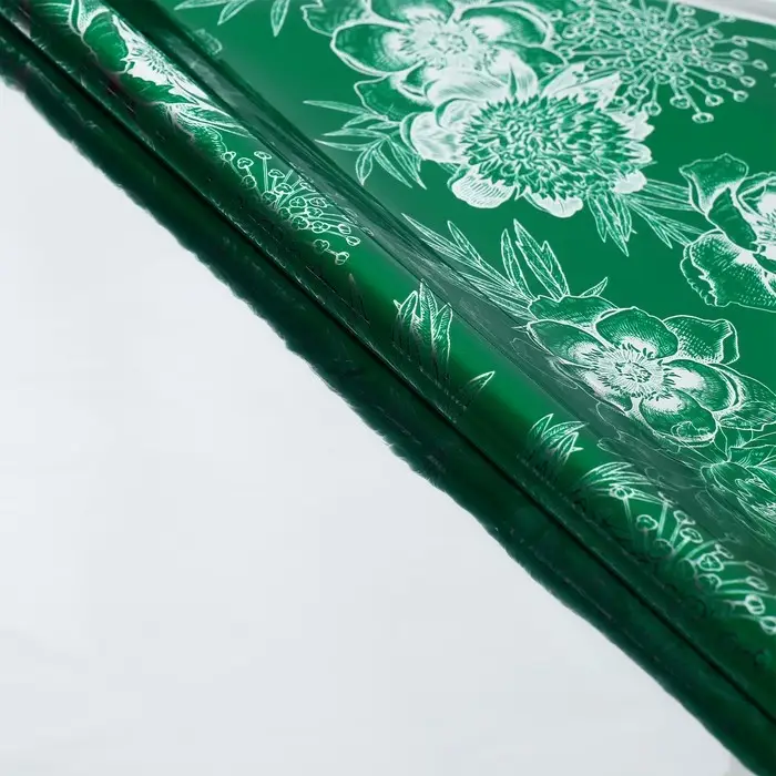 Плёнка упаковочная с голографией «Серебряные цветы» , 100 х 70 см