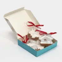 Коробка складная «Снежинки», 14 х 14 х 3.5 см