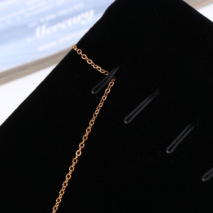 Подставка под кулоны, цепи, 6 крючков, 19,5×11,5×7 см, цвет чёрный Подставка под кулоны, цепи, 6 крючков, 19,5×11,5×7 см, цвет чёрный