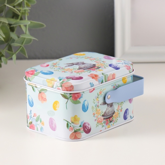 Шкатулка металл с ручкой Шкатулка металл с ручкой "Кролик в цветочном венке" 10,5х7,8х6,4 см
