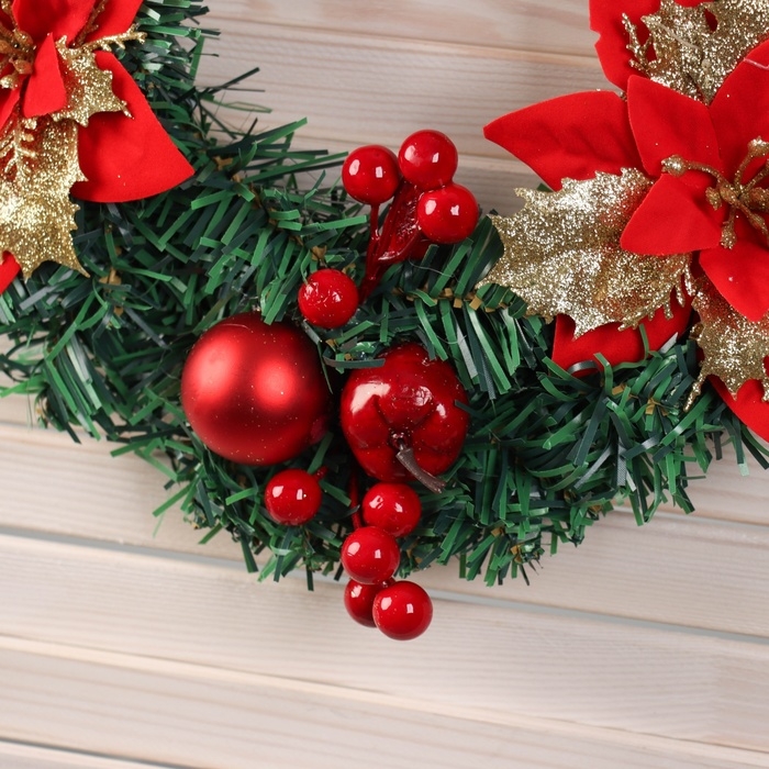 Венок новогодний d-30 см  Венок новогодний d-30 см "Лесной фестиваль" цветы ягоды