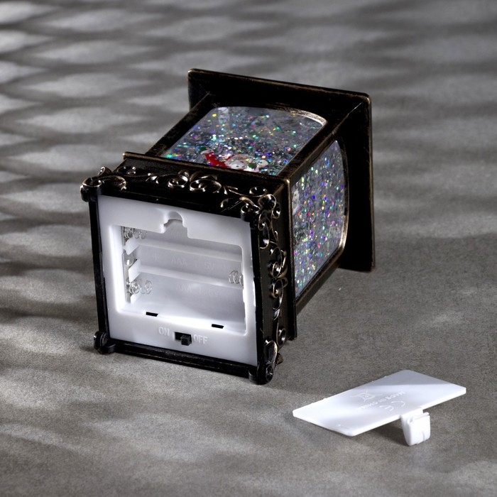 Светодиодная фигура «Фонарь с Дедом Морозом» 7.6 × 13.5 × 3.2 см, пластик, блёстки, батарейки 3xAAA (нет в комплекте), свечение тёплое белое Светодиодная фигура «Фонарь с Дедом Морозом» 7.6 × 13.5 × 3.2 см, пластик, блёстки, батарейки 3xAAA (нет в комплекте), свечение тёплое белое