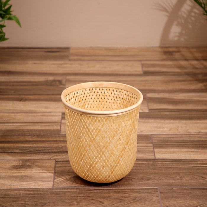 Корзина плетёная, из бамбука 27х27х30 см Корзина плетёная, из бамбука 27х27х30 см