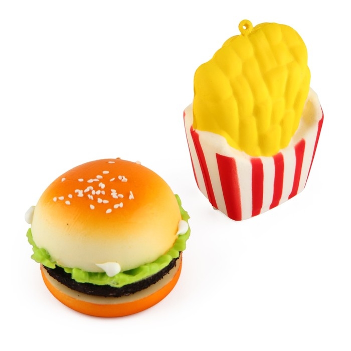 Настольная игра «Бой едой», 116 карт, 2 игрушки-сквиш, 7+ Настольная игра «Бой едой», 116 карт, 2 игрушки-сквиш, 7+