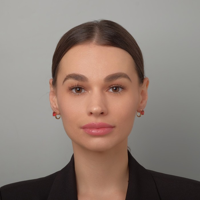 Серьги со стразами &laquo;Блум&raquo;, цвет красный в золоте