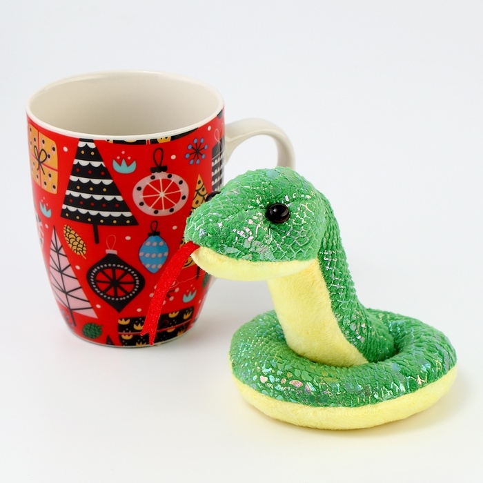 Новогодний подарочный набор «Исполнения желаний»: мягкая игрушка змея и кружка