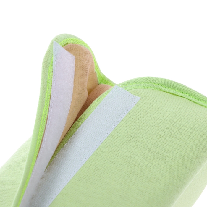 Подушка на ремень безопасности Подушка на ремень безопасности "Тигренок", салатовая с оранжевыми лапками