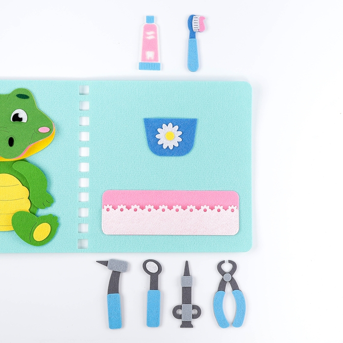 Развивающая книжка «Лечим зубки» Развивающая книжка «Лечим зубки»