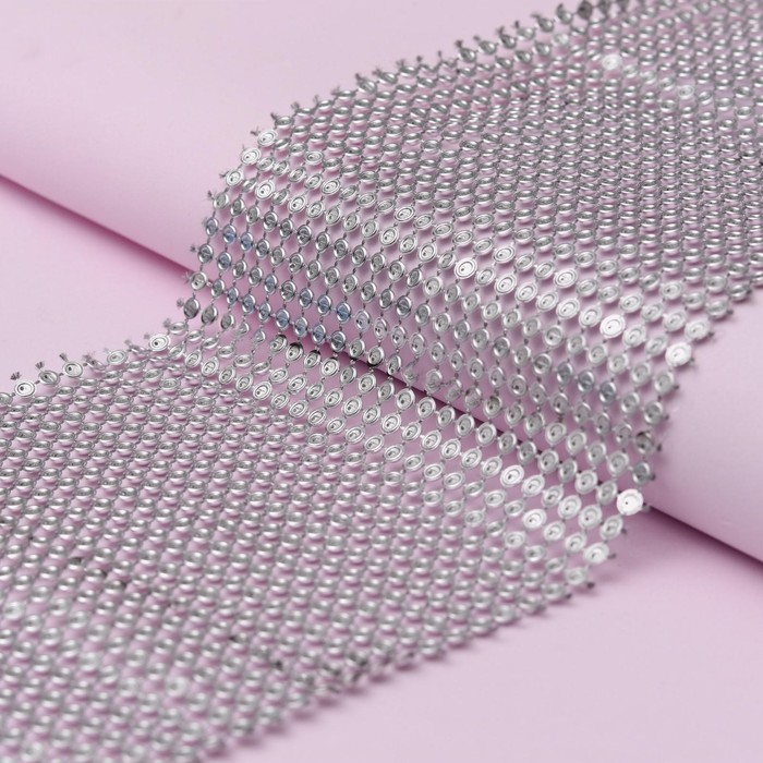 Лента с имитацией выпуклых страз, 11,5 см, 9 ± 1 м, цвет серебряный Лента с имитацией выпуклых страз, 11,5 см, 9 ± 1 м, цвет серебряный