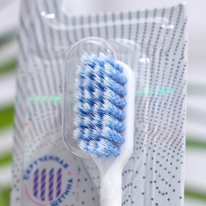 Зубная щётка D.I.E.S. White Max, средней жёсткости, микс, 1 шт. Зубная щётка D.I.E.S. White Max, средней жёсткости, микс, 1 шт.