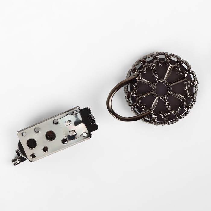 Декоративная застёжка, 8,2 × 3,5 см, цвет чёрный/серый Декоративная застёжка, 8,2 × 3,5 см, цвет чёрный/серый