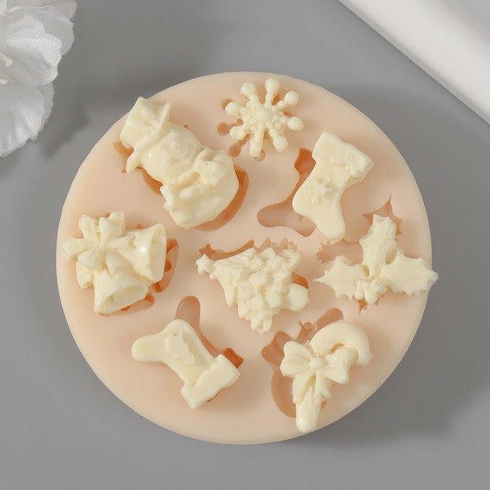 Новогодний молд силикон Новогодний молд силикон "Н/Г микс" (издел. от 1,2 см до 2,3 см)