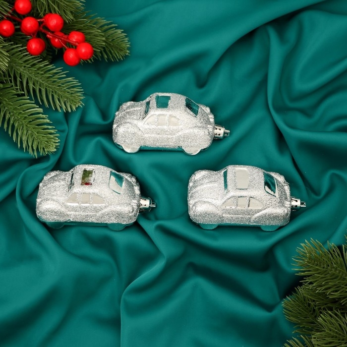 Набор украшений пластик 3 шт Набор украшений пластик 3 шт "Машинки" 9х3,5 см, серебро