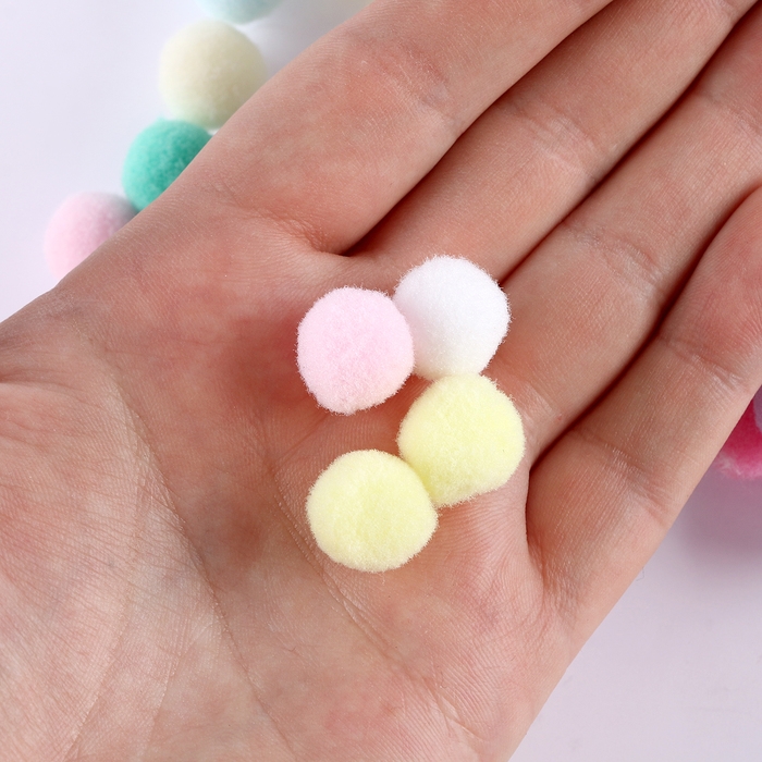 Текстильные детали для декора &laquo;Бомбошки&raquo;, набор 80 шт., размер 1 шт. &mdash; 1,5 см, цвет МИКС