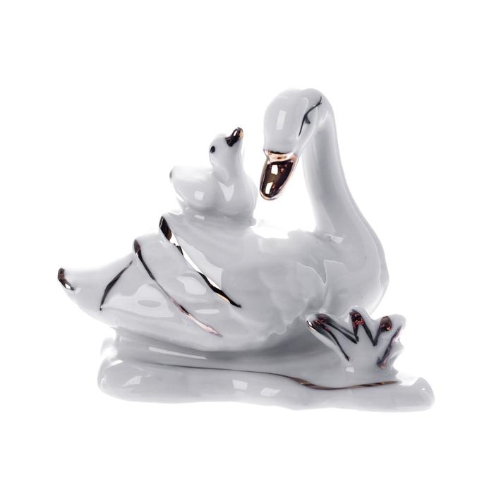 Сувенир Сувенир "Лебёдушка с деткой" 6х7,5 см