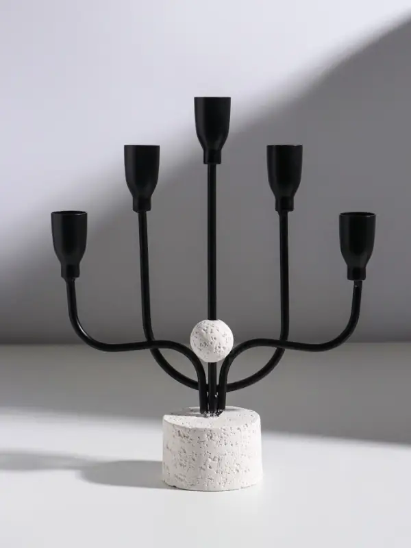 Подсвечник металл, бетон  Подсвечник металл, бетон "Пятизубец" d=2 см чёрный 21х7х26,8 см