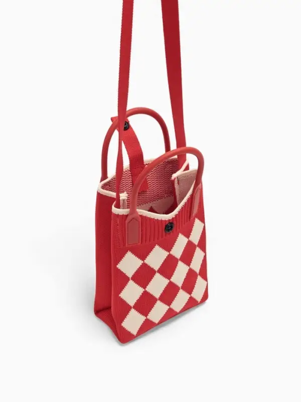 Сумка подр Ромбы, 12*4*17, отд на кнопке, дл ремень, красный Сумка подр Ромбы, 12*4*17, отд на кнопке, дл ремень, красный