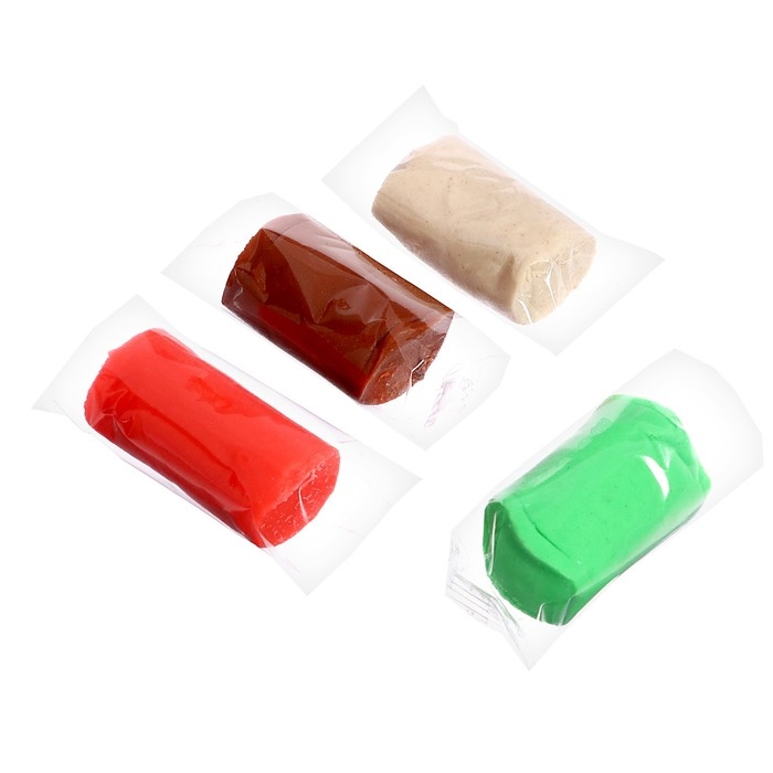 Набор для игры с пластилином «Новогодний лес» Набор для игры с пластилином «Новогодний лес»