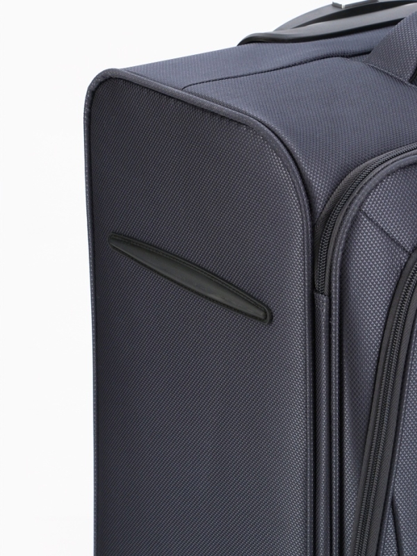 Чемодан 28 Чемодан 28", Текст, 47*31*78, отд на молнии, код замок, 4 колеса, т.серый