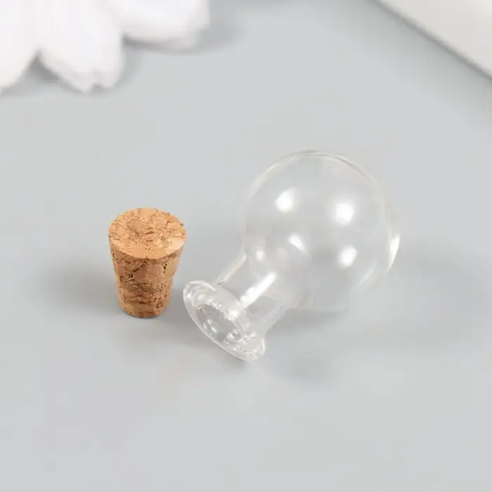 Декор для творчества стекло &laquo;Бутыль с пробкой&raquo; 1.9&times;1.9&times;2.4 см