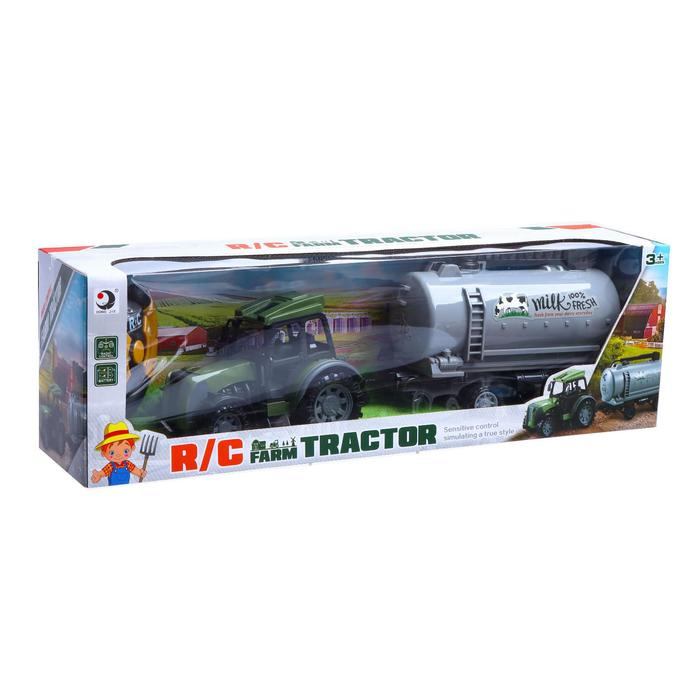 Трактор радиоуправляемый «Фермер» с цистерной, работает от батареек, цвет зелёный Трактор радиоуправляемый «Фермер» с цистерной, работает от батареек, цвет зелёный