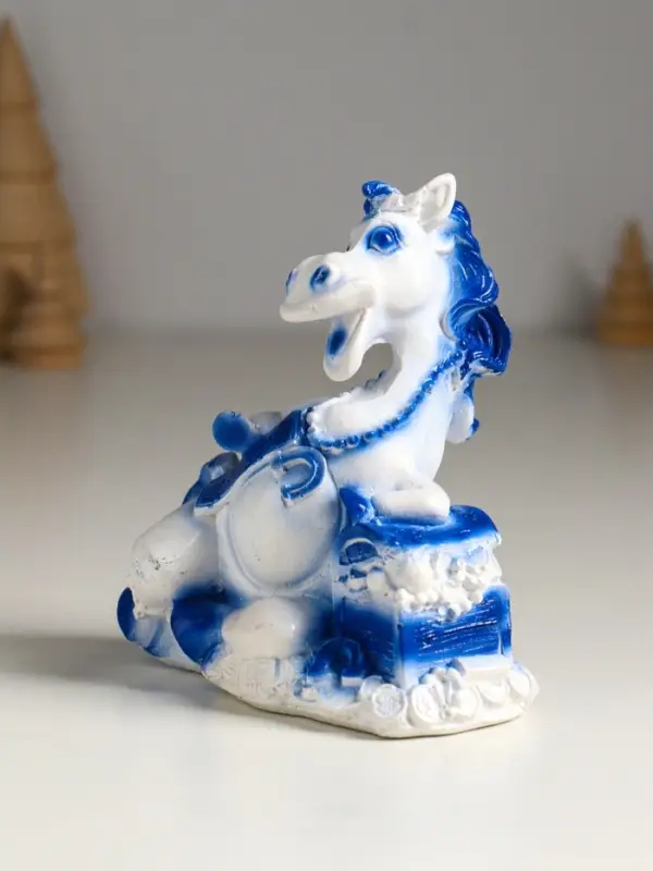 Копилка Копилка "Лошадь с сундуком монет" 13х11х7 см, бело-голубой