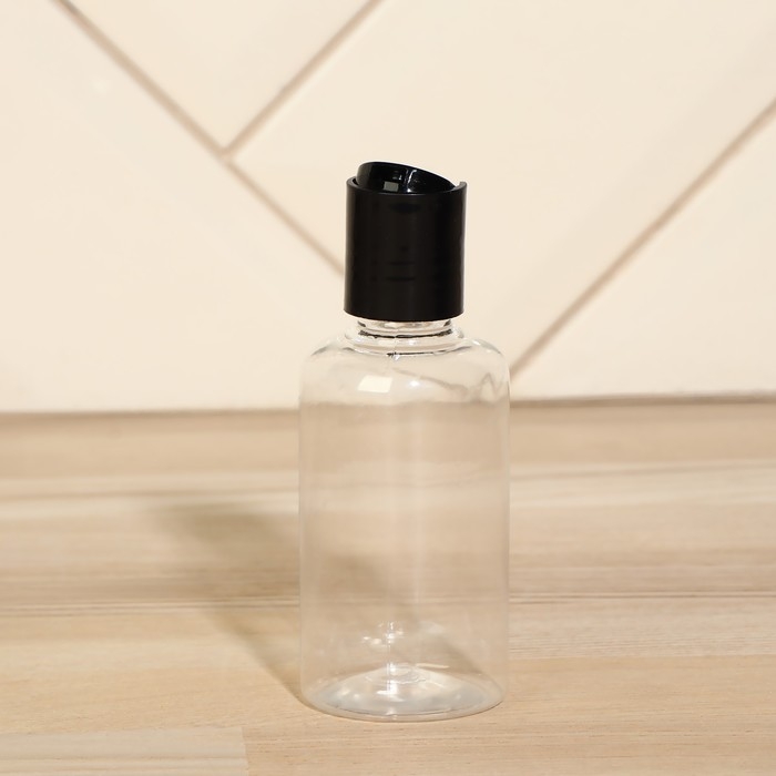 Набор банный, в косметичке, 7 предметов (полотенце 70 × 140 см, бутылочки 3 шт, баночки 2 шт, лопатка), цвет чёрный Набор банный, в косметичке, 7 предметов (полотенце 70 × 140 см, бутылочки 3 шт, баночки 2 шт, лопатка), цвет чёрный