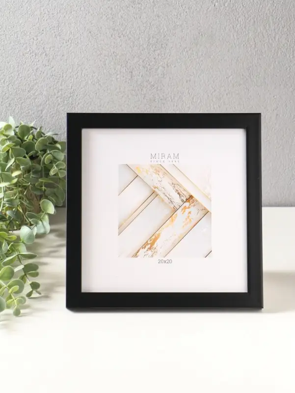 Фоторамка для фото 20&times;20 см &laquo;МИРАМ&raquo;, пластик, чёрный, (пластиковый экран)