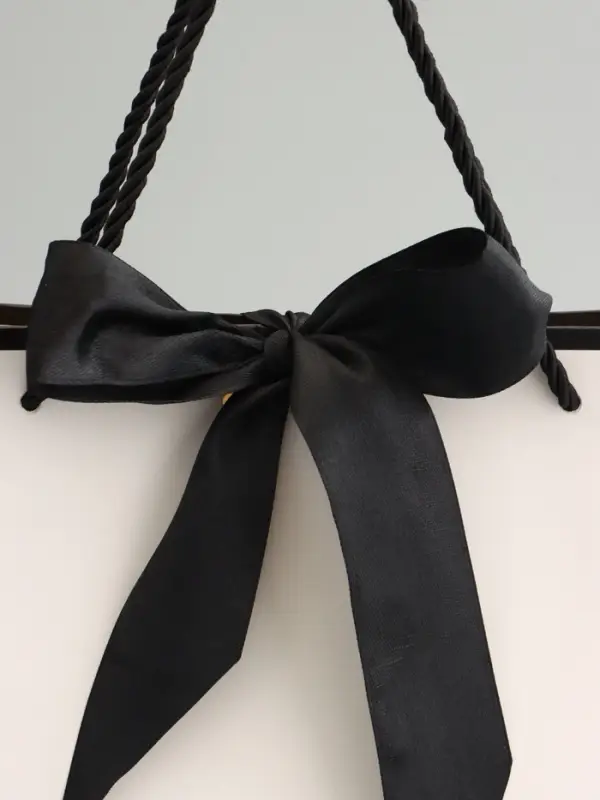 Пакет подарочный, белый, с бантом, 32 х 25 х 11 см