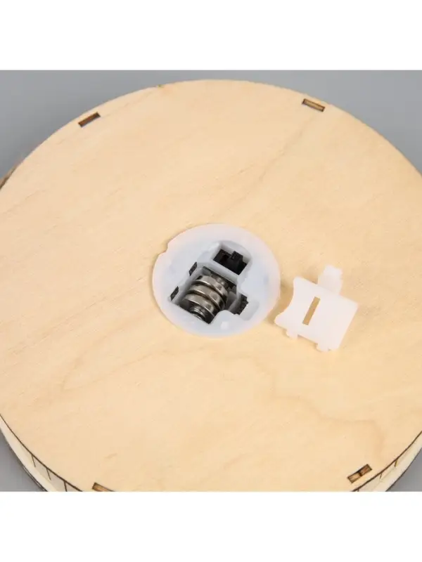 Ёлочная игрушка &laquo;Олень&raquo;, 13.5 см, 1 LED, от батареек, свечение тёплое белое