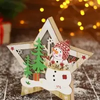 Светильник новогодний &laquo;Снеговик в лесу с подарками, в звезде&raquo; 16.5&times;16 см