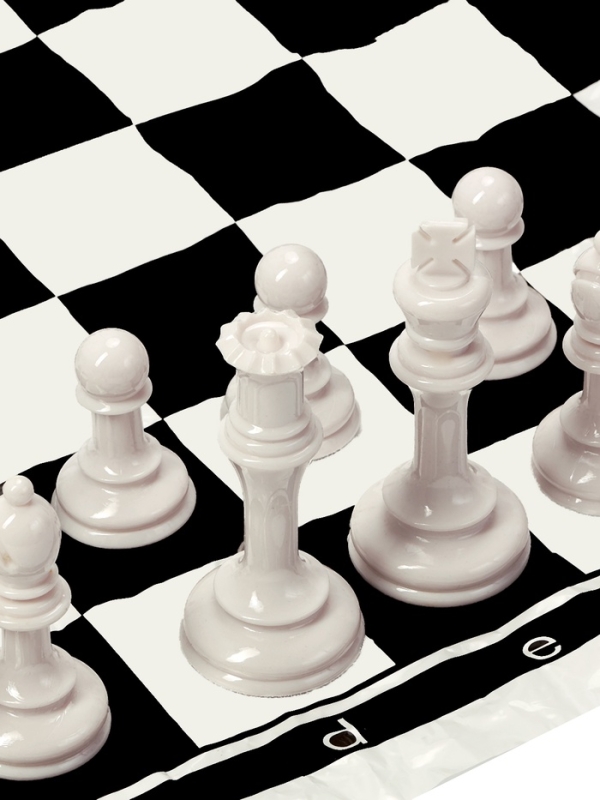 Шахматы 50 х 50 см, король h-9.8 см, d-4.2 см, фигуры пластик Шахматы 50 х 50 см, король h-9.8 см, d-4.2 см, фигуры пластик