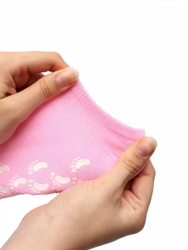 Носочки увлажняющие, с гелевыми вставками, ONE SIZE, нежно-розовые