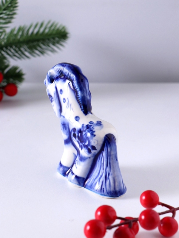 Сувенир Конь Буцефал, 9х10х3,5 см, гжель Сувенир Конь Буцефал, 9х10х3,5 см, гжель