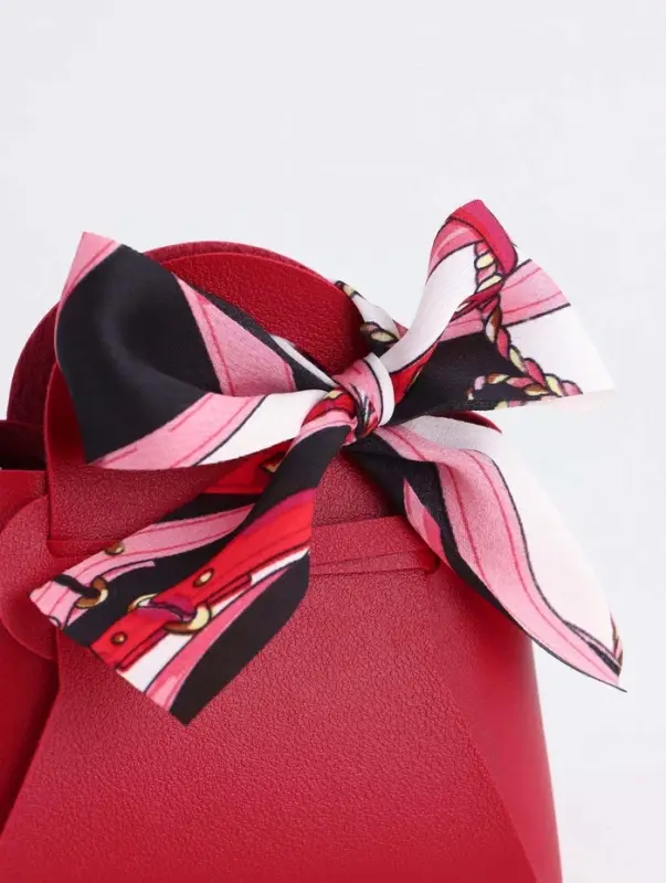 Кожаная подарочная сумочка для бижутерии и сувениров, красная с бантом (лента), 13&times;12&times;5.5 см