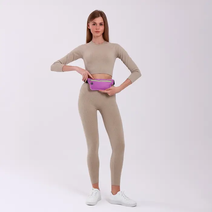 Сумка для бега на пояс, со светоотражающими элементами, с отверстием для наушников, 24&times;0.3&times;10 см, сиреневая