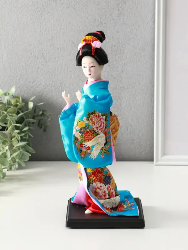 Кукла коллекционная &laquo;Японка в шелковом голубом кимоно с флейтой&raquo;, 30&times;12.5&times;12.5 см