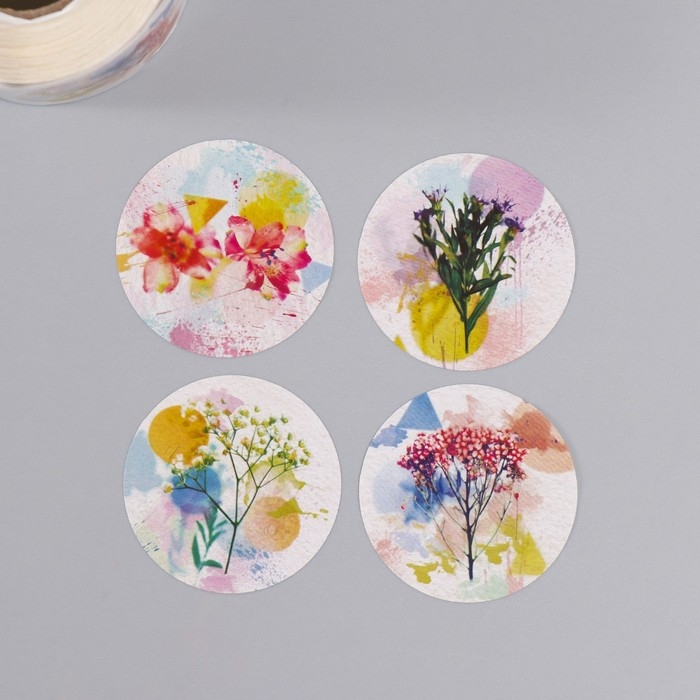 Наклейка бумага Наклейка бумага "Цветочная акварель" d=3,8 см 252 шт в рулоне