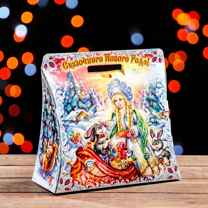 Новый год. Подарочная коробка Новый год. Подарочная коробка "Зимний Лес" 24,5 х 11,5 х 23 см.