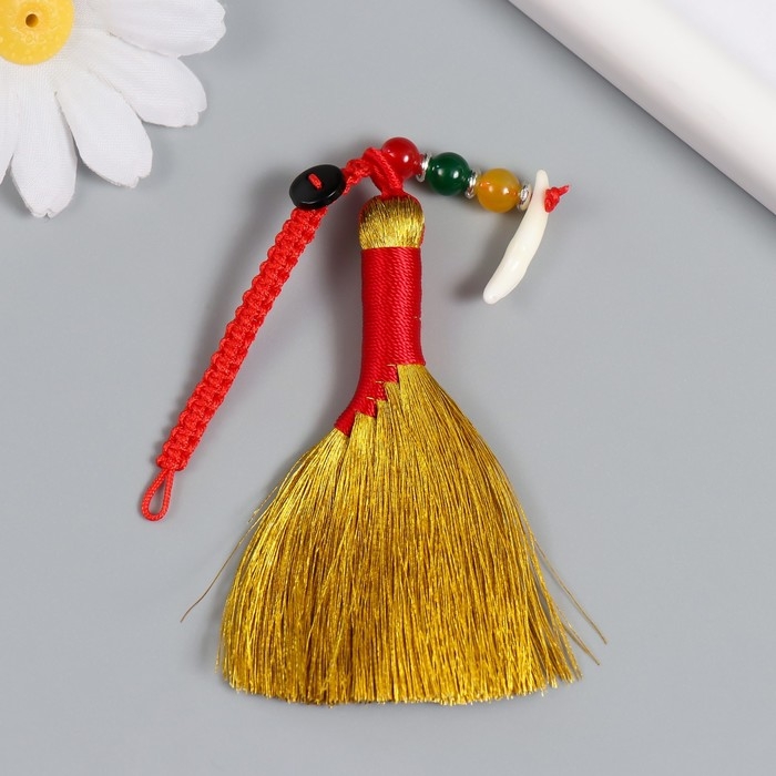 Подвеска текстиль Подвеска текстиль "Золотая метла с клыком. Иероглиф - Счастье" 14,5 см