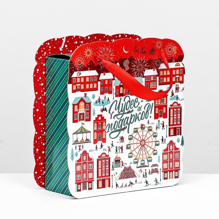 Новый год. Коробка подарочная складная Новый год. Коробка подарочная складная "Лунапарк" 23 х 9,8 х 24 см.