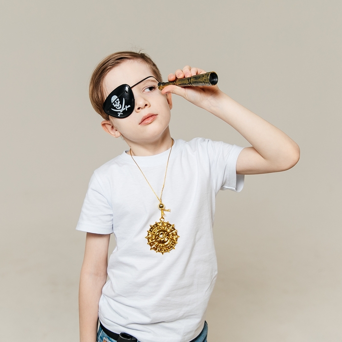 Карнавальный набор «Карамба», 4 предмета: наглазник,орден, подзорн. труба,кодекс Карнавальный набор «Карамба», 4 предмета: наглазник,орден, подзорн. труба,кодекс