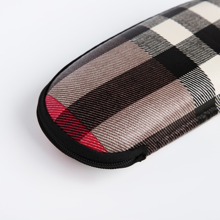 Футляр для очков на молнии, длина 17 см, цвет тёмно-коричневый Футляр для очков на молнии, длина 17 см, цвет тёмно-коричневый