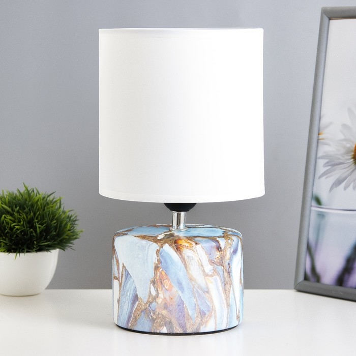 Настольная лампа Настольная лампа "Сафари К" Е27 40Вт бело-синий 12,5х12,5х29 см RISALUX