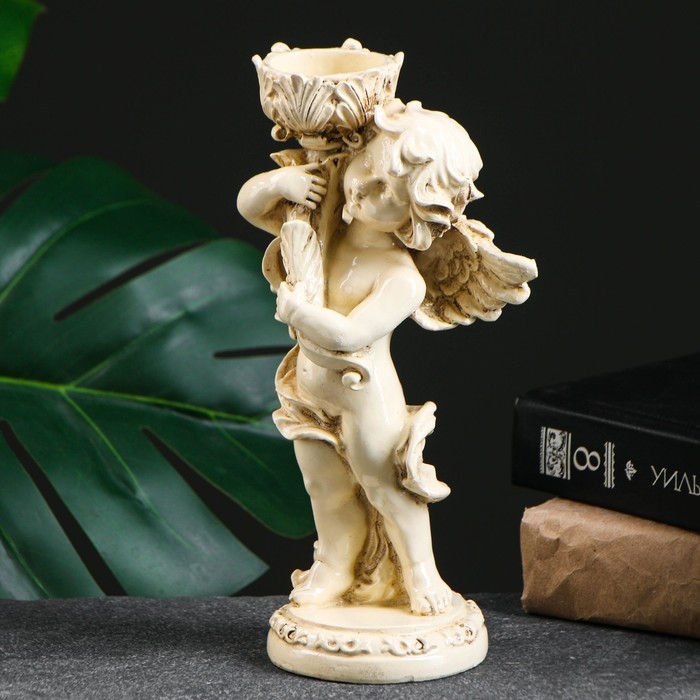 Подсвечник  Подсвечник "Ангелочек" в правой руке, слоновая кость 14х8х22см