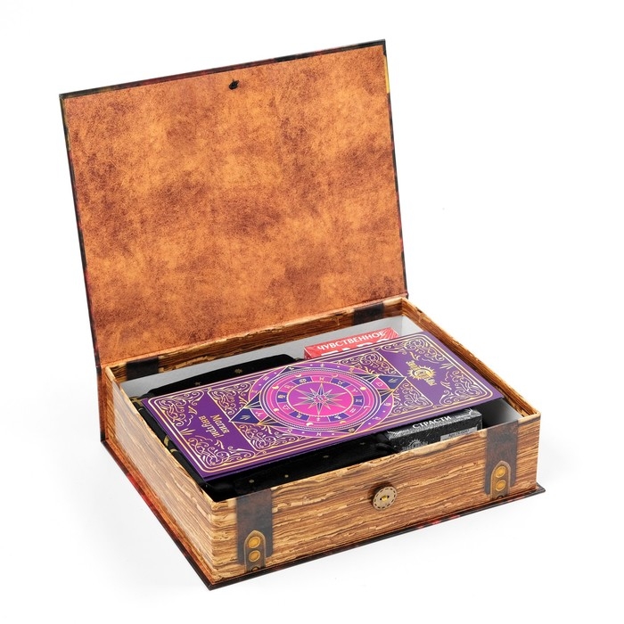 Набор для гадания с картами Таро Набор для гадания с картами Таро "Чувственное", 78 л, 18+